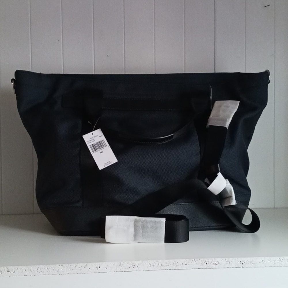 Michael Kors New Black Nylon Travel Bag - Picture 6 of 9